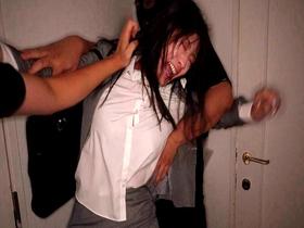 一人暮らしの美女を狙う鬼畜レ〇プ集団自宅押込み中出し性交 　絶望無限地獄編　サンプル画像19